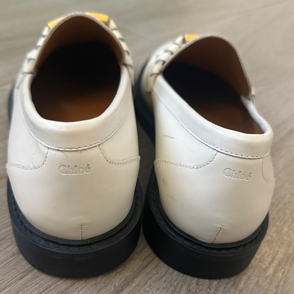 Chloé Marcie Round Toe White Loafers with Gold Buckle Size 36.5 - Picture 4 of 8